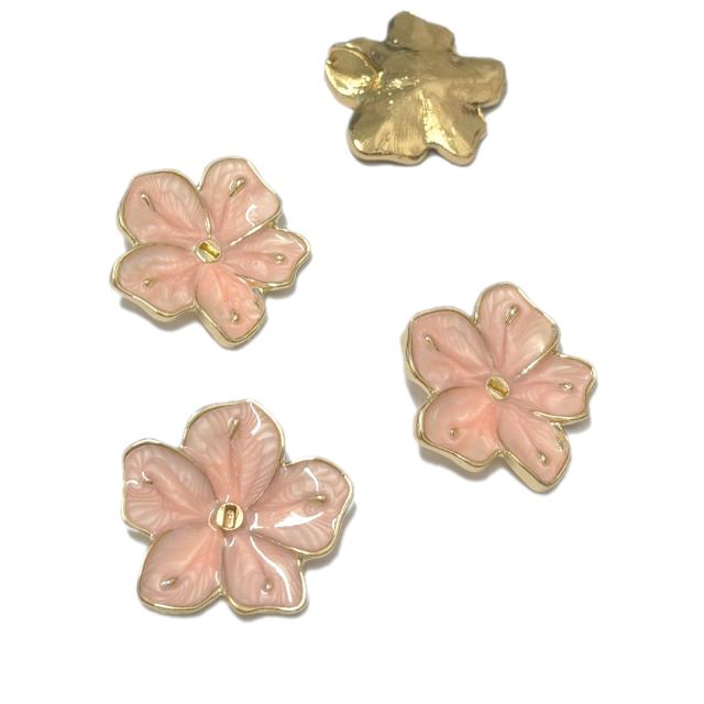 DIJE ESMALTADO FLOR 28X30MM