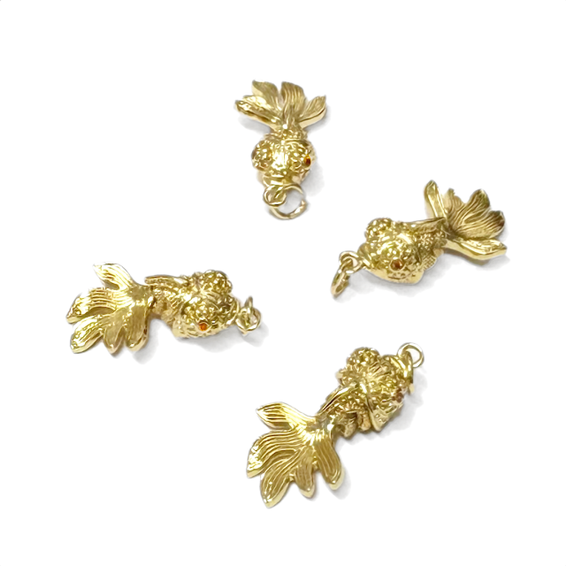 DIJE PEZ 22X14MM - BAÑO DE ORO (ARTICULADO)