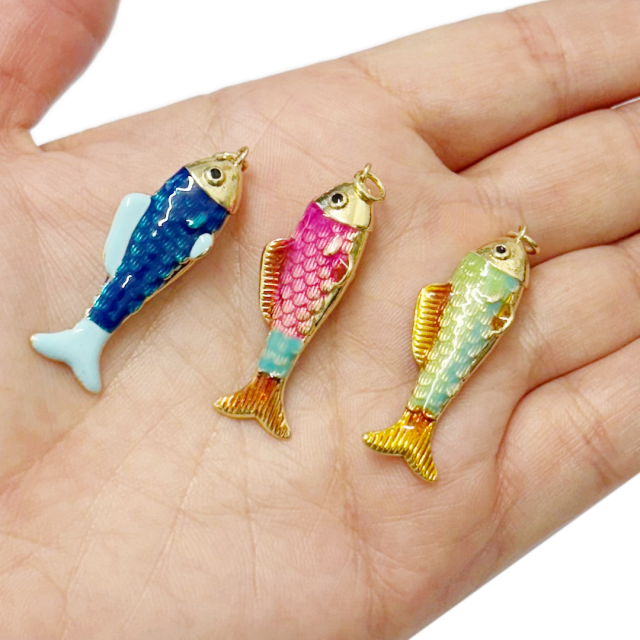 DIJE PEZ 34X12MM - BAÑO DE ORO (TURQUESA) (MAR)