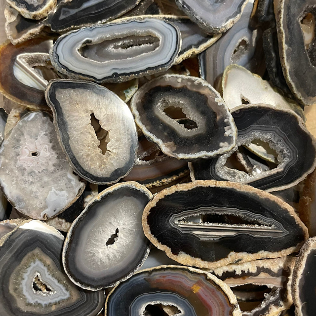 CHAPA DE AGATA GEODA (4-6CM APROX)