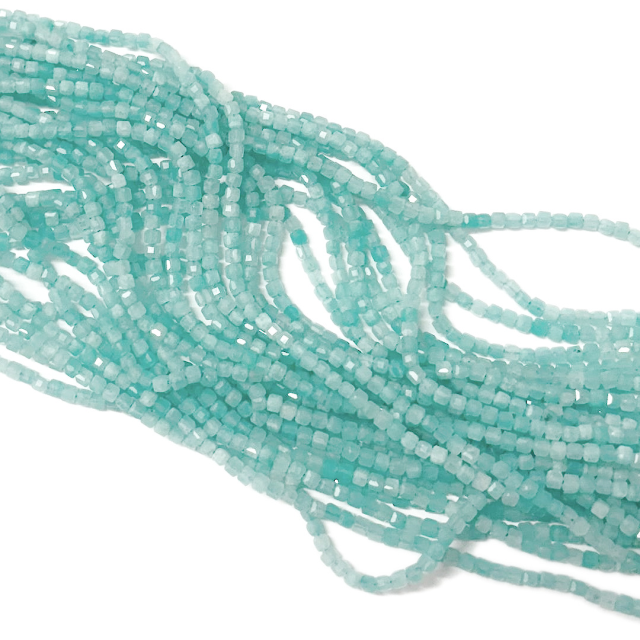 PIEDRAS CUBOS 2MM FACETADAS - AMAZONITA