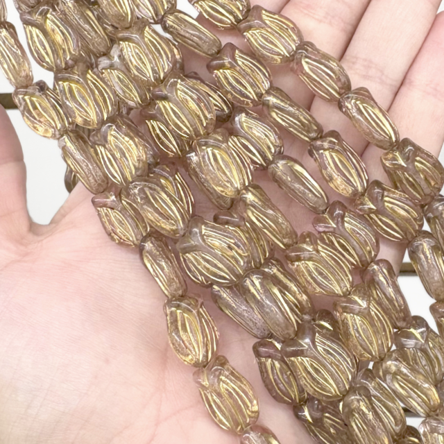 CRISTAL CHECO DORADO TULIPAN 16X12MM (X TIRA)