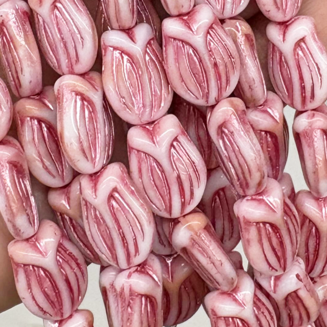 CRISTAL CHECO ROSADO FLOR TULIPAN 16X12MM (X TIRA)