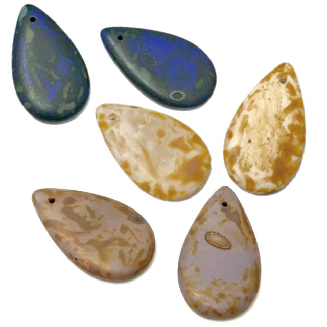 CRISTAL CHECO LAGRIMA 31X18MM (X UNIDAD)