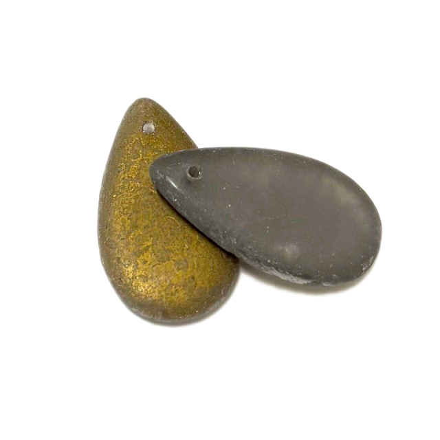 CRISTAL CHECO DORADO GRIS LAGRIMA 31X18MM (X UNIDAD)