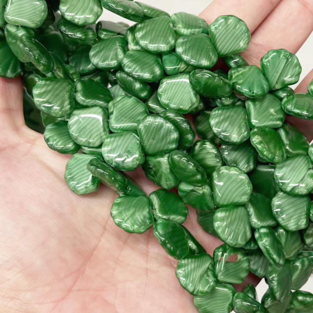 CRISTAL CHECO VERDE CARACOLA 14MM (X TIRA) (MAR)