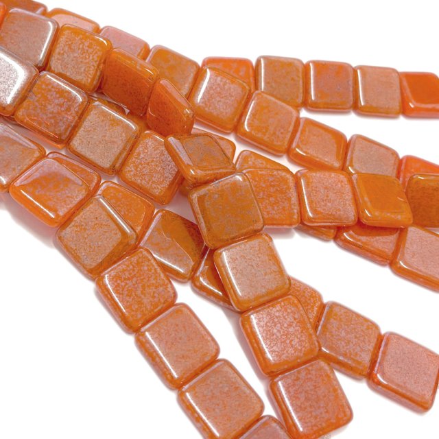 CRISTAL CHECO NARANJA CUADRADO 20MM (X TIRA)