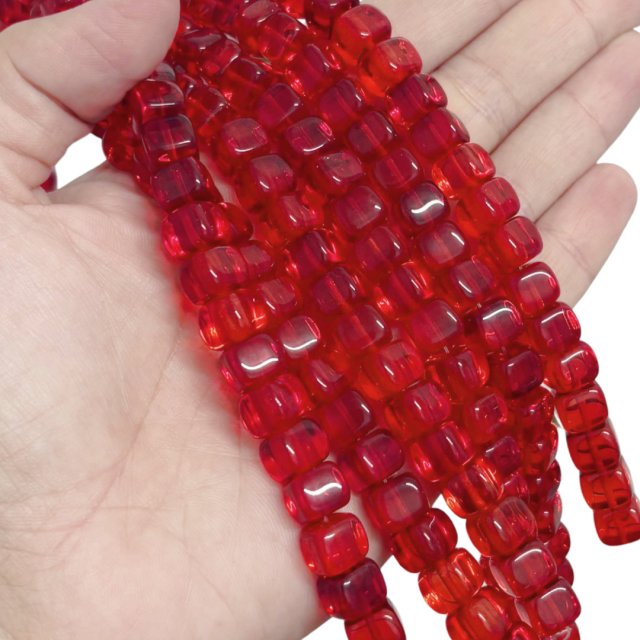 CRISTAL CHECO ROJO CUBO 7X8MM (X TIRA)