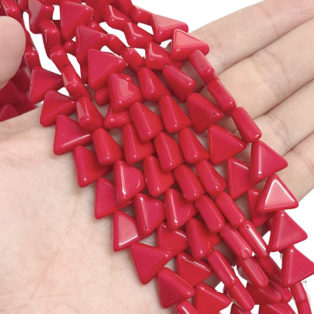 CRISTAL CHECO ROJO TRIANGULO 12X14MM (X TIRA)