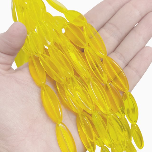 CRISTAL CHECO AMARILLO OVAL 30X11MM