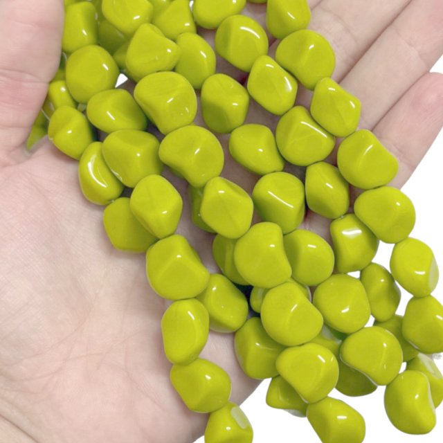 CRISTAL CHECO VERDE 15X13MM (X TIRA)