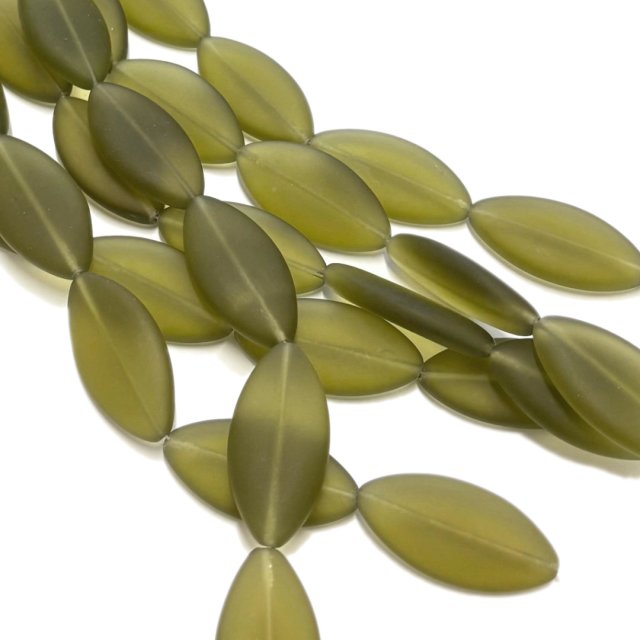 CRISTAL CHECO VERDE OVAL 37X18MM (X TIRA)