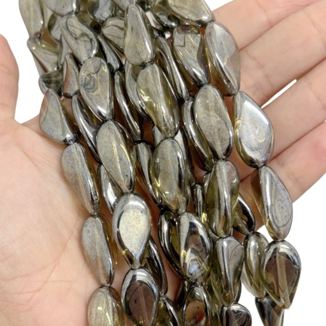 CRISTAL CHECO GRIS VERDOSO - PLATEADO 24X12MM (X TIRA)