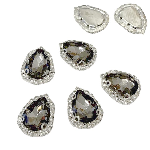 CRISTAL LAGRIMA Y STRASS 23X18MM - GRIS