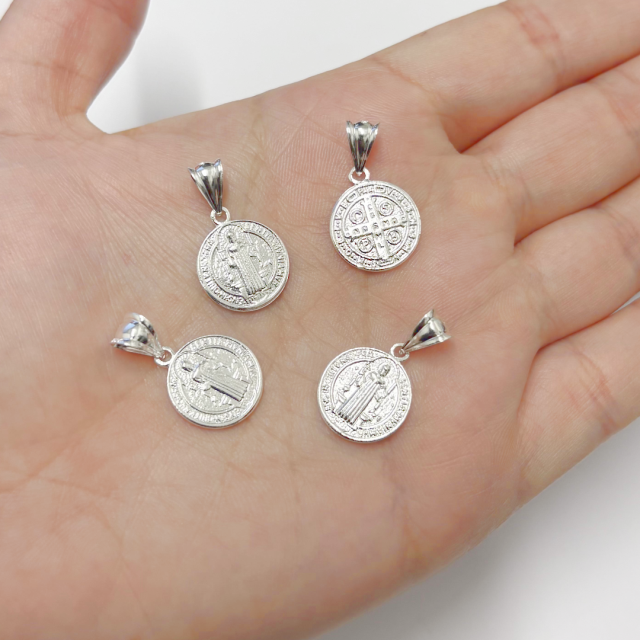 DIJE SAN BENITO 14MM - PLATA 925 (CON DROP)