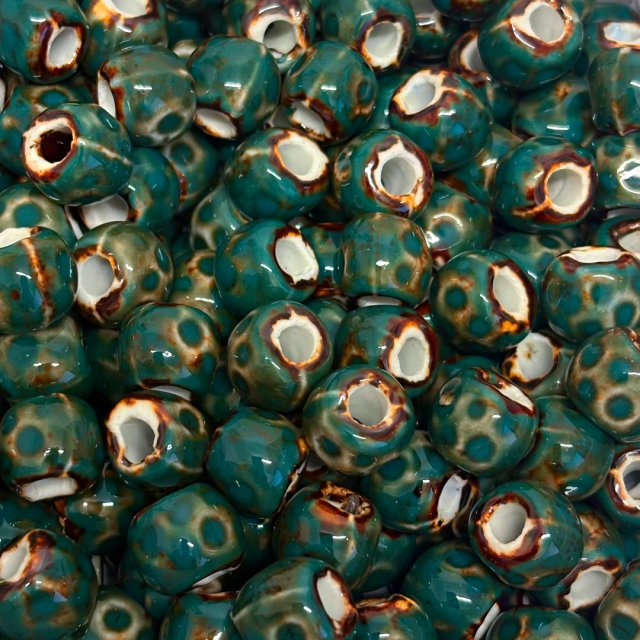 CERAMICA DONA IRREGULAR 12X14MM - VERDE OSCURO