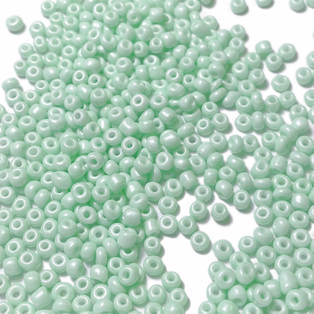MOSTACILLAS 4X2.5MM PERLADAS - VERDE MENTA