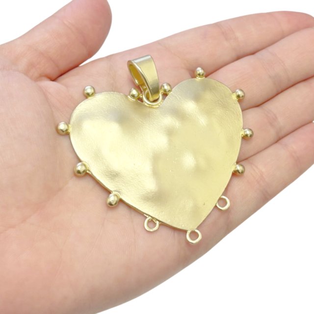 DIJE CORAZON XL 59X65MM  - DORADO MATE